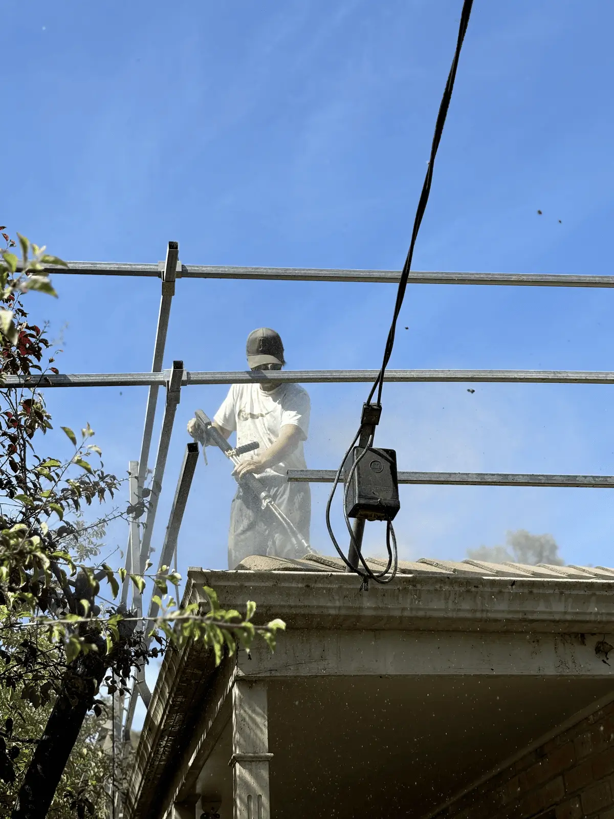 High pressure cleaning