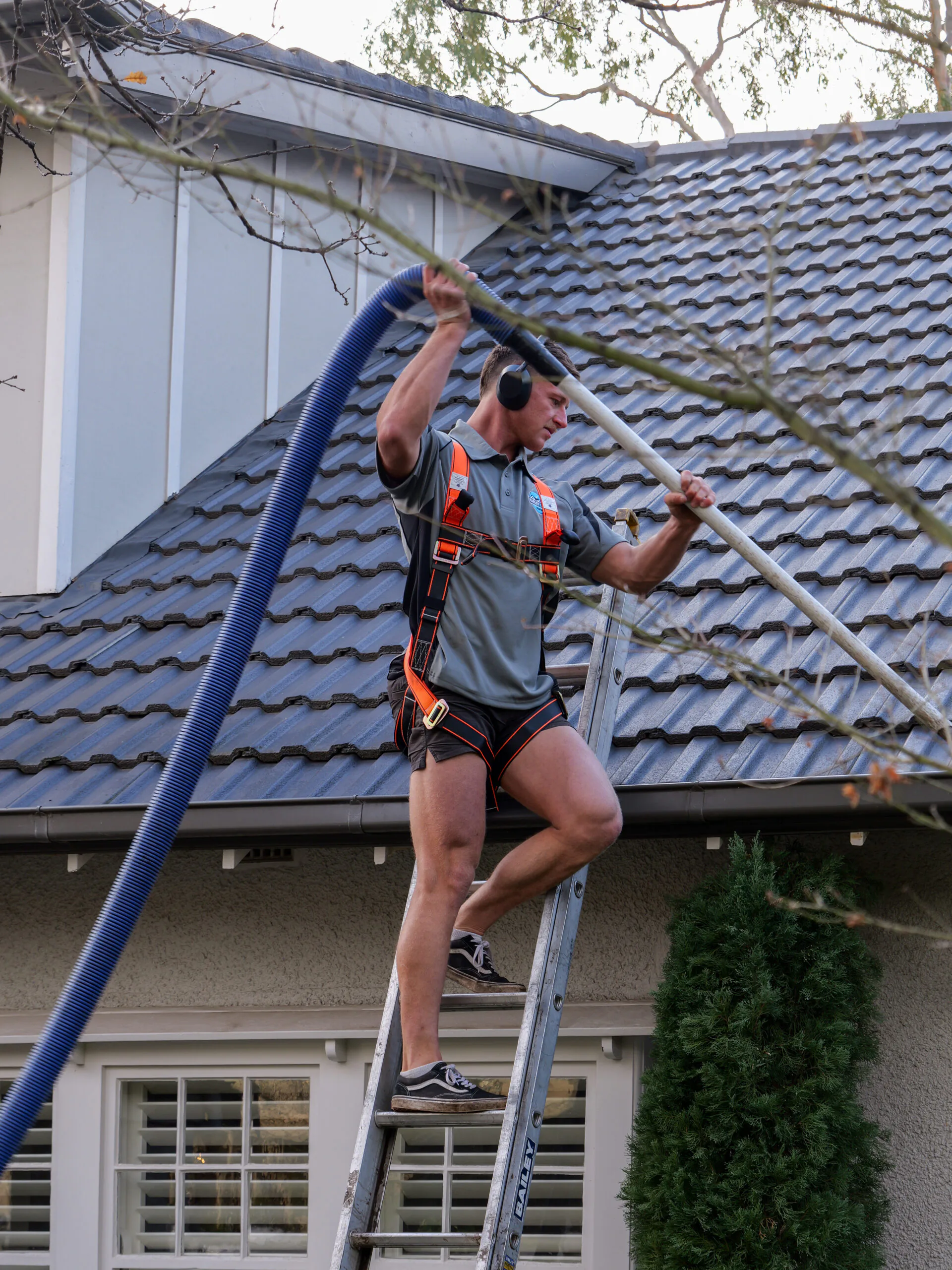 gutter cleaner